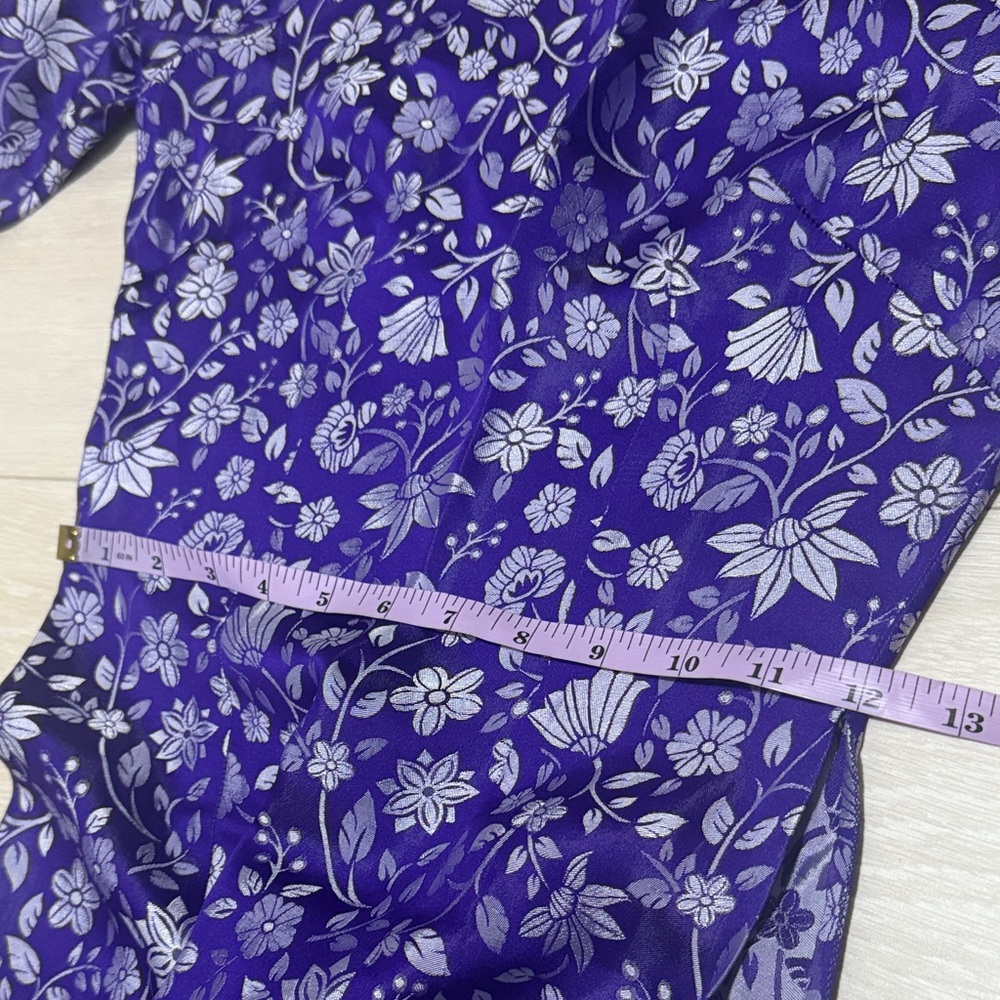 Purple White Floral Ao Dai Top And Pants Set of 2 - Picture 8 of 9
